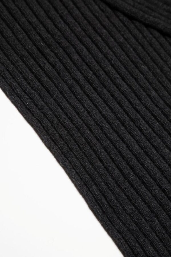 UNISEX RIBBED SCARF - Image 4