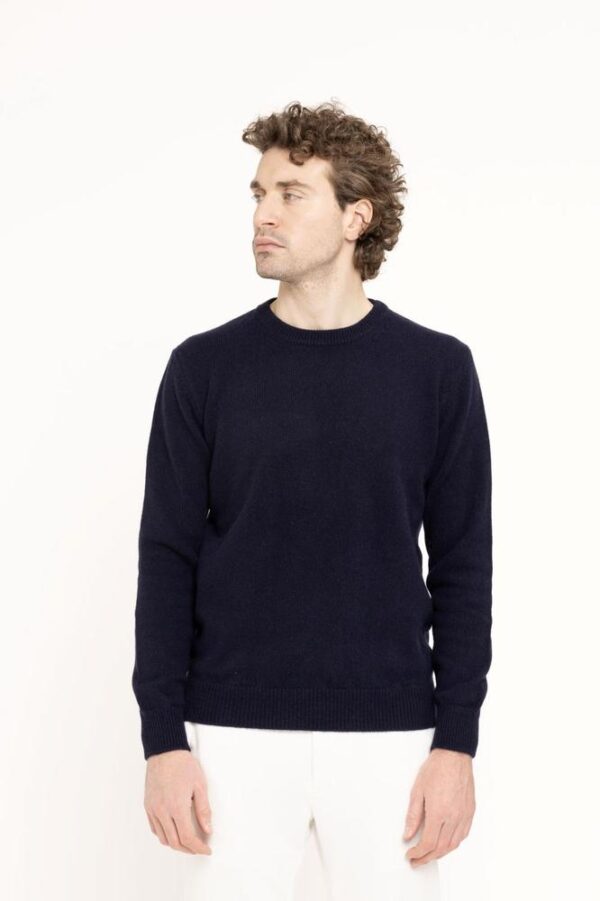 Men’s Recycled Cashmere Crewneck – Minimal Sustainable Luxury - Image 4