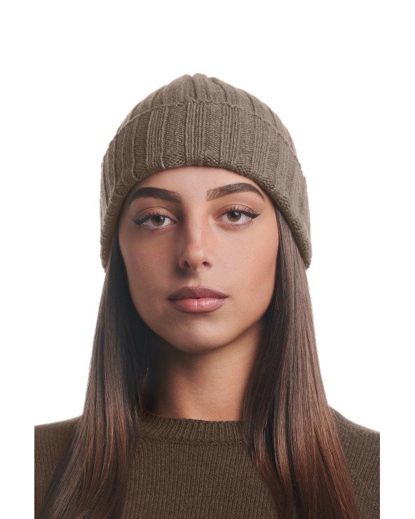 Unisex Ribbed Beanie in 100% Recycled Cashmere – Made in Tuscany - Image 7